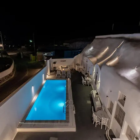 Fira-cave-sleeps 13-parking-pool-pet Friendly *