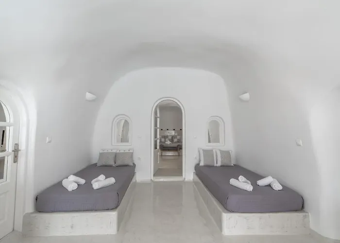 Fira-cave-sleeps 13-parking-pool-pet Friendly Сasa de vacaciones *