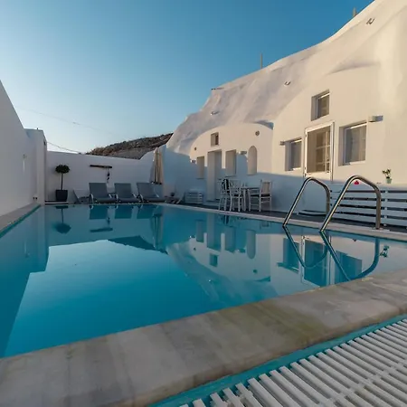 Fira-cave-sleeps 13-parking-pool-pet Friendly Fira (Santorini)