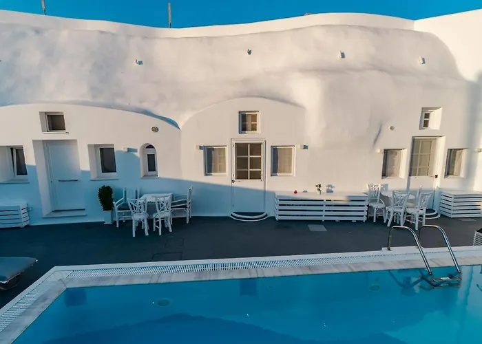 Tatil Evi Fira-cave-sleeps 13-parking-pool-pet Friendly *