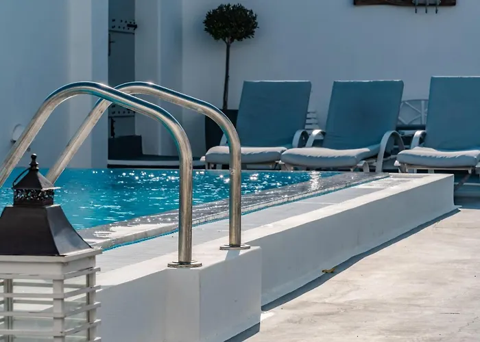 Tatil Evi Fira-cave-sleeps 13-parking-pool-pet Friendly Fira (Santorini)