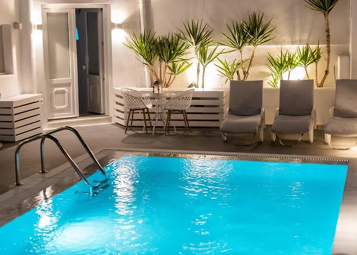 Fira-cave-sleeps 13-parking-pool-pet Friendly *