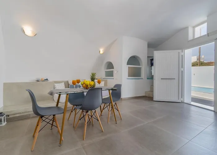 Fira-cave-sleeps 13-parking-pool-pet Friendly Tatil Evi Fira (Santorini)