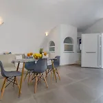 Fira-cave-sleeps 13-parking-pool-pet Friendly Dom wakacyjny Fira (Santorini)