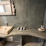 Fira-cave-sleeps 13-parking-pool-pet Friendly Semesterbostad Fira (Santorini)